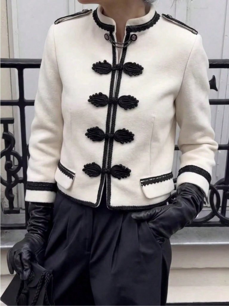 White Casual Women's Coat With Traditional Chinese Button Closure